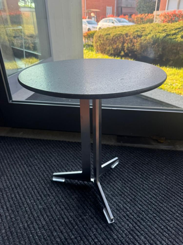 Tavolino Fly di Flexform